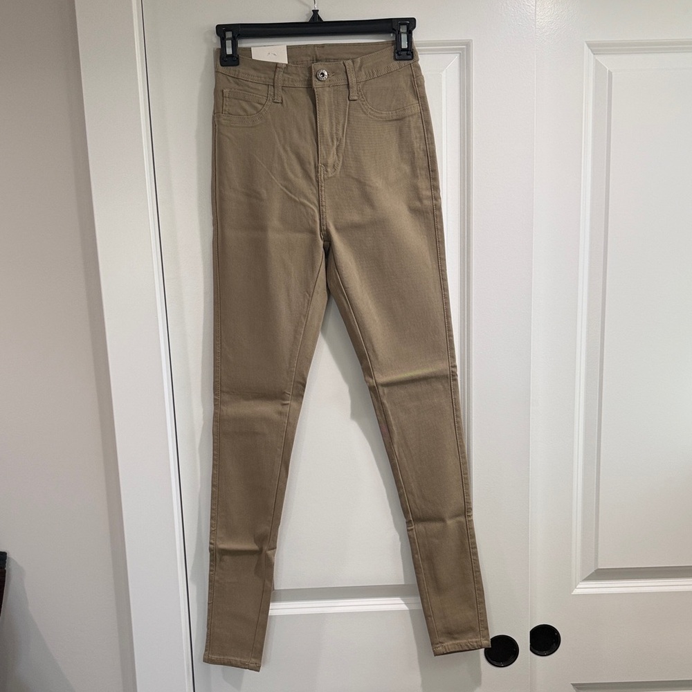 Women's Skinny Pants in Khaki